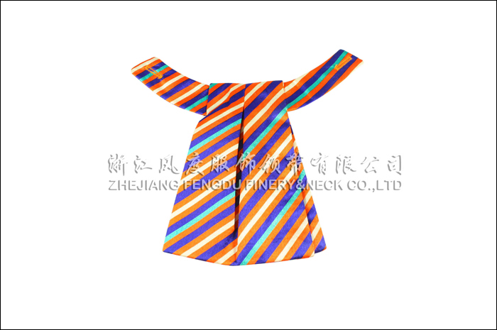 人寿保险 领花