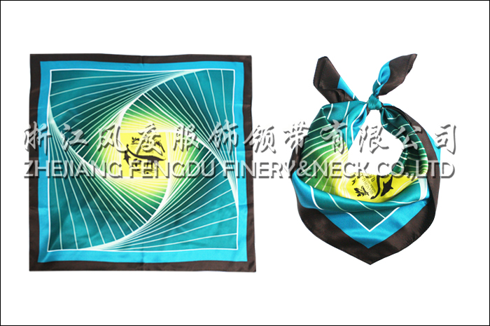 11556851_上海自然博物馆真丝中方巾规格6565编号1.jpeg